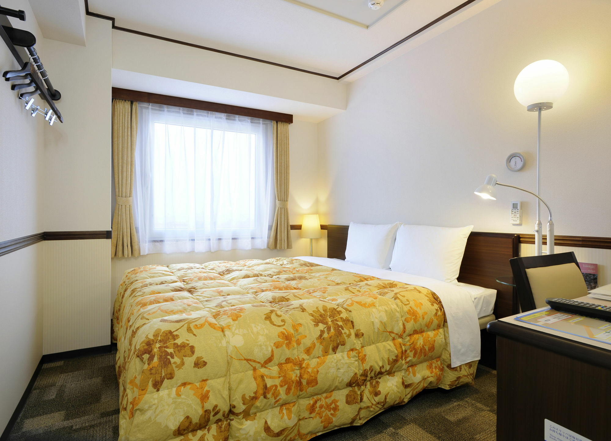 Toyoko Inn Osaka Tsuruhashi Ekimae Dış mekan fotoğraf